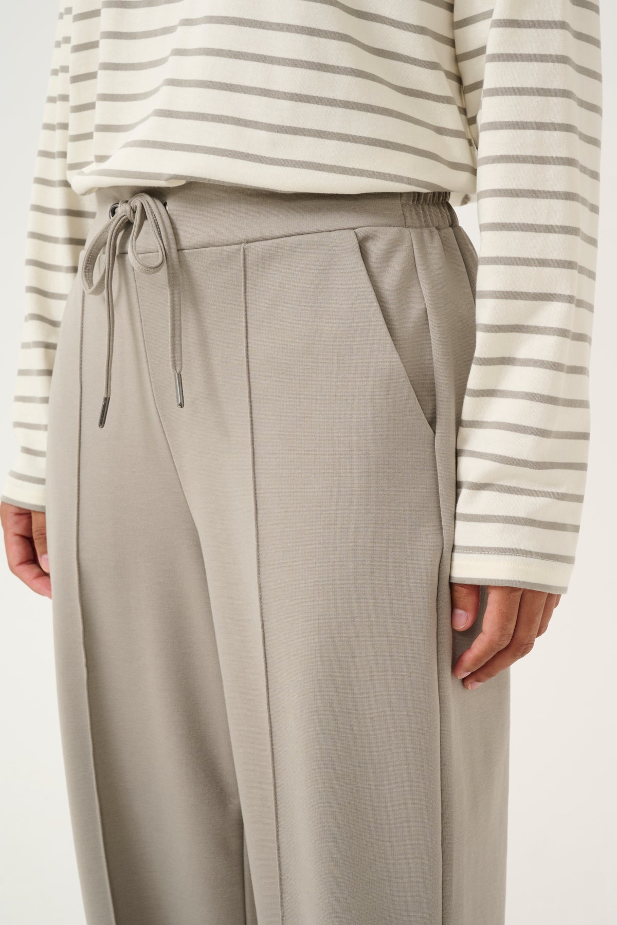 KAFFE JENNY STRAIGHT LEG PANTS