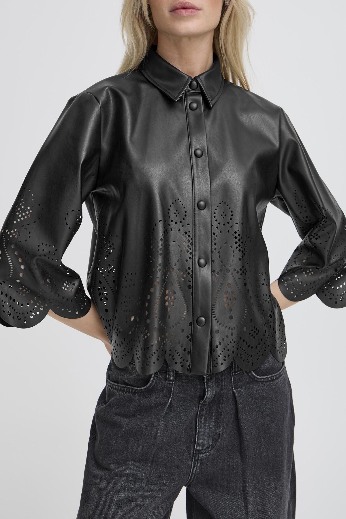 Must Have Pockets