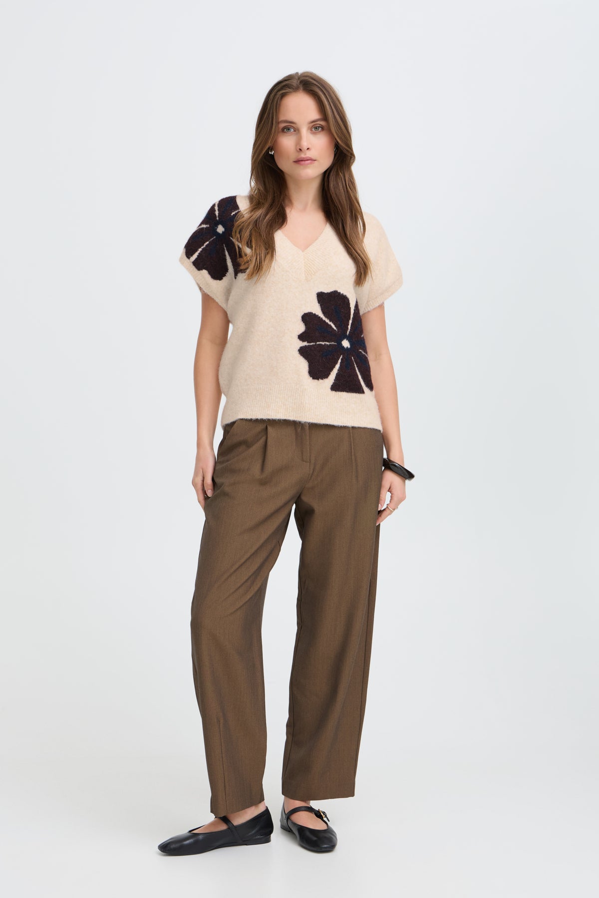 B YOUNG BYOMEA V NECK SLIPOVER VEST