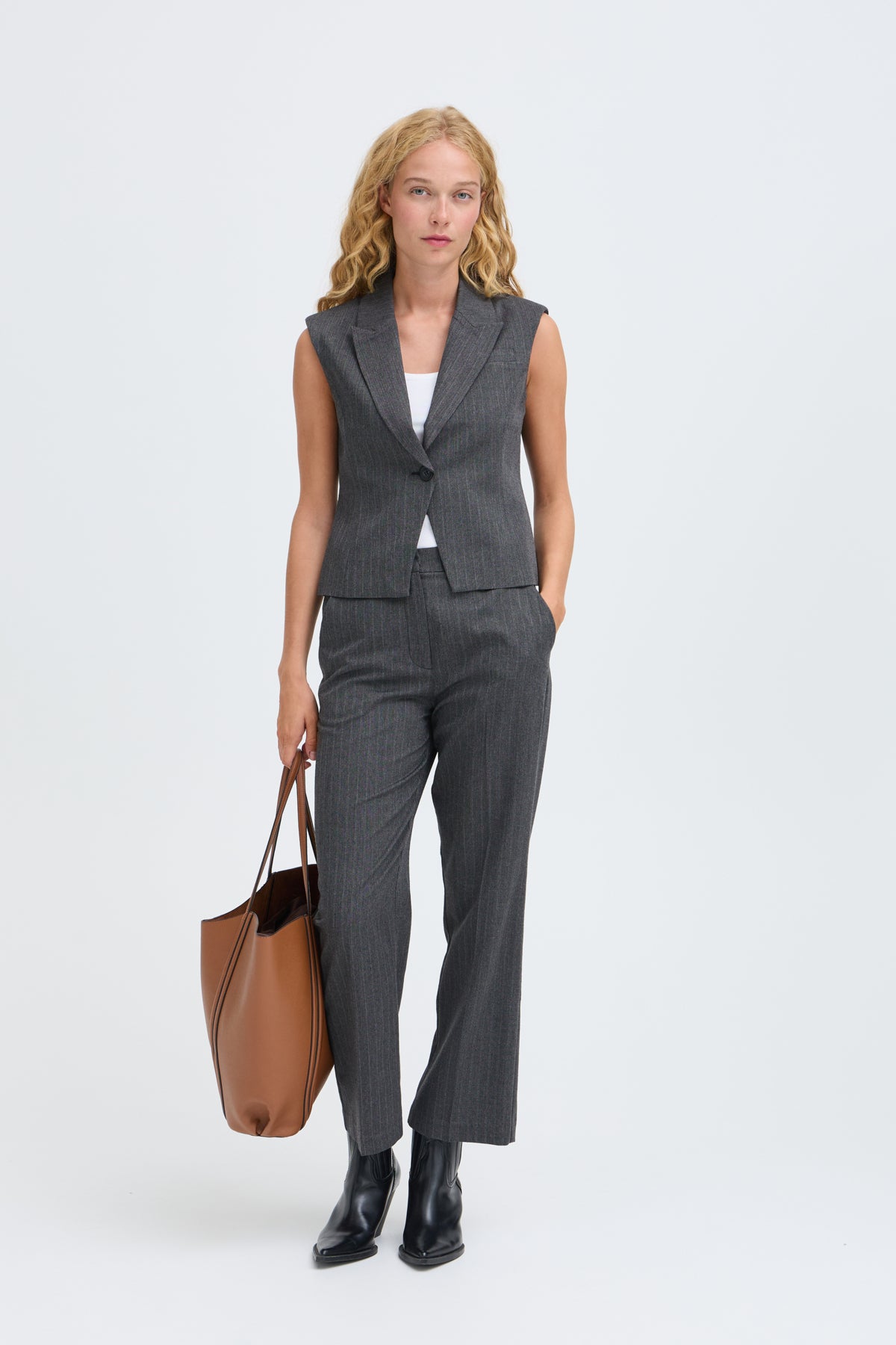 B YOUNG BYELSIE VEST