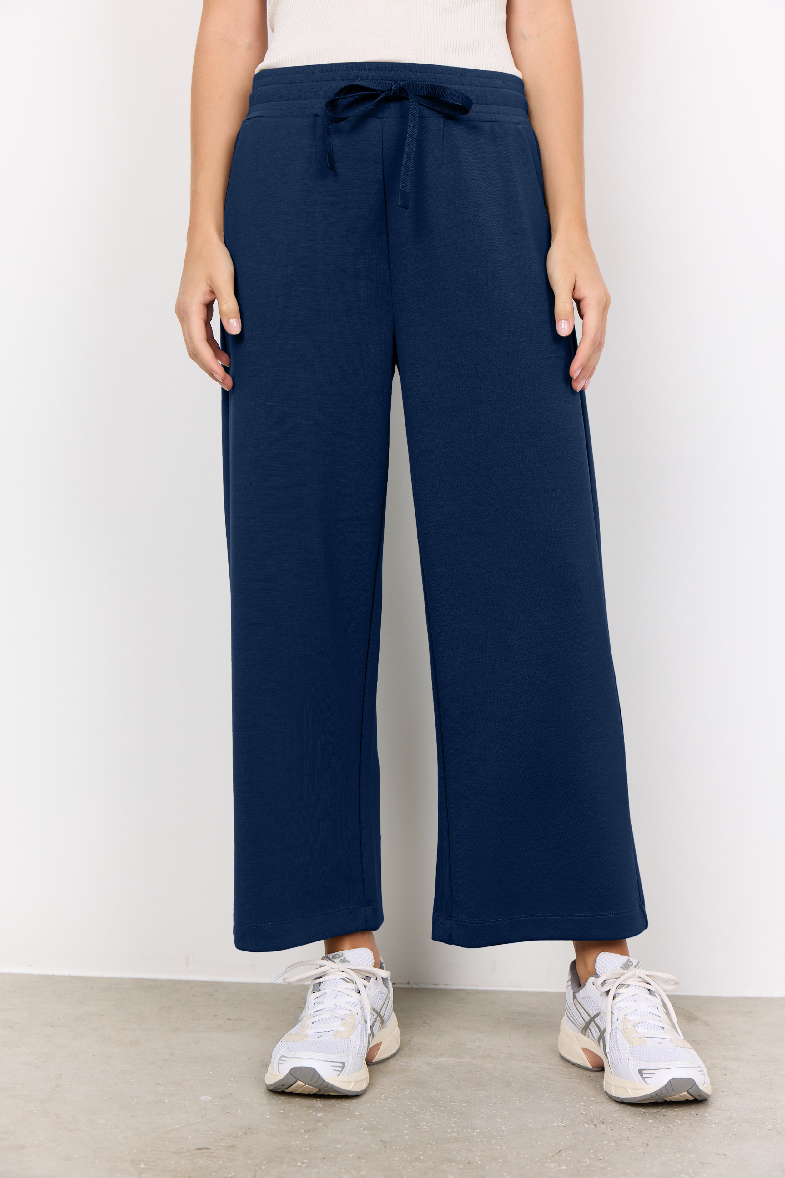 SOYA CONCEPT BANU SHORT CROPPED PANT (24 INCH INSEAM)