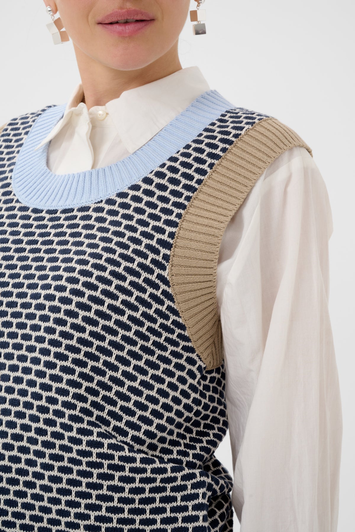 CULTURE CUCRONA  VEST
