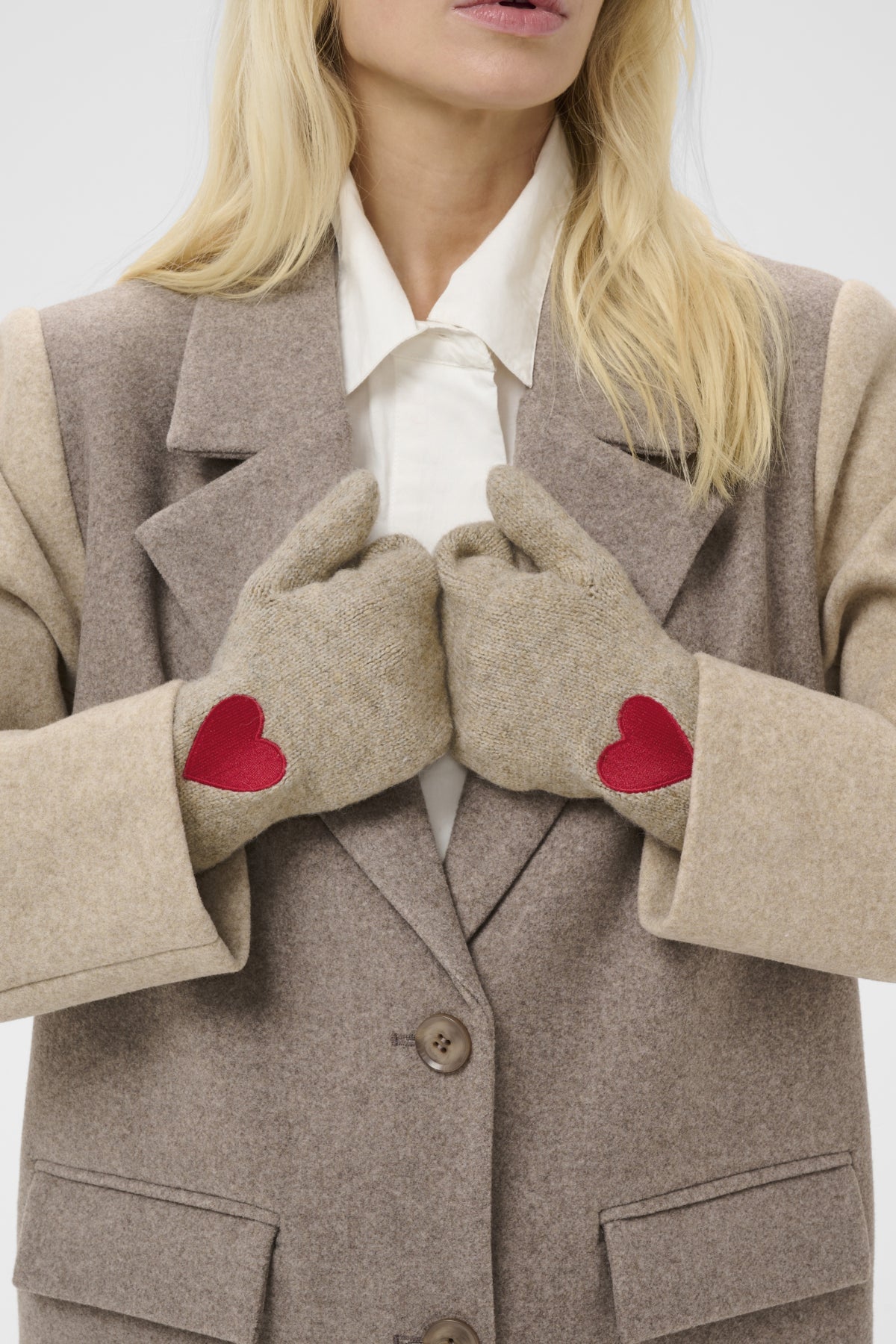 CULTURE CUCHARLOT MITTENS
