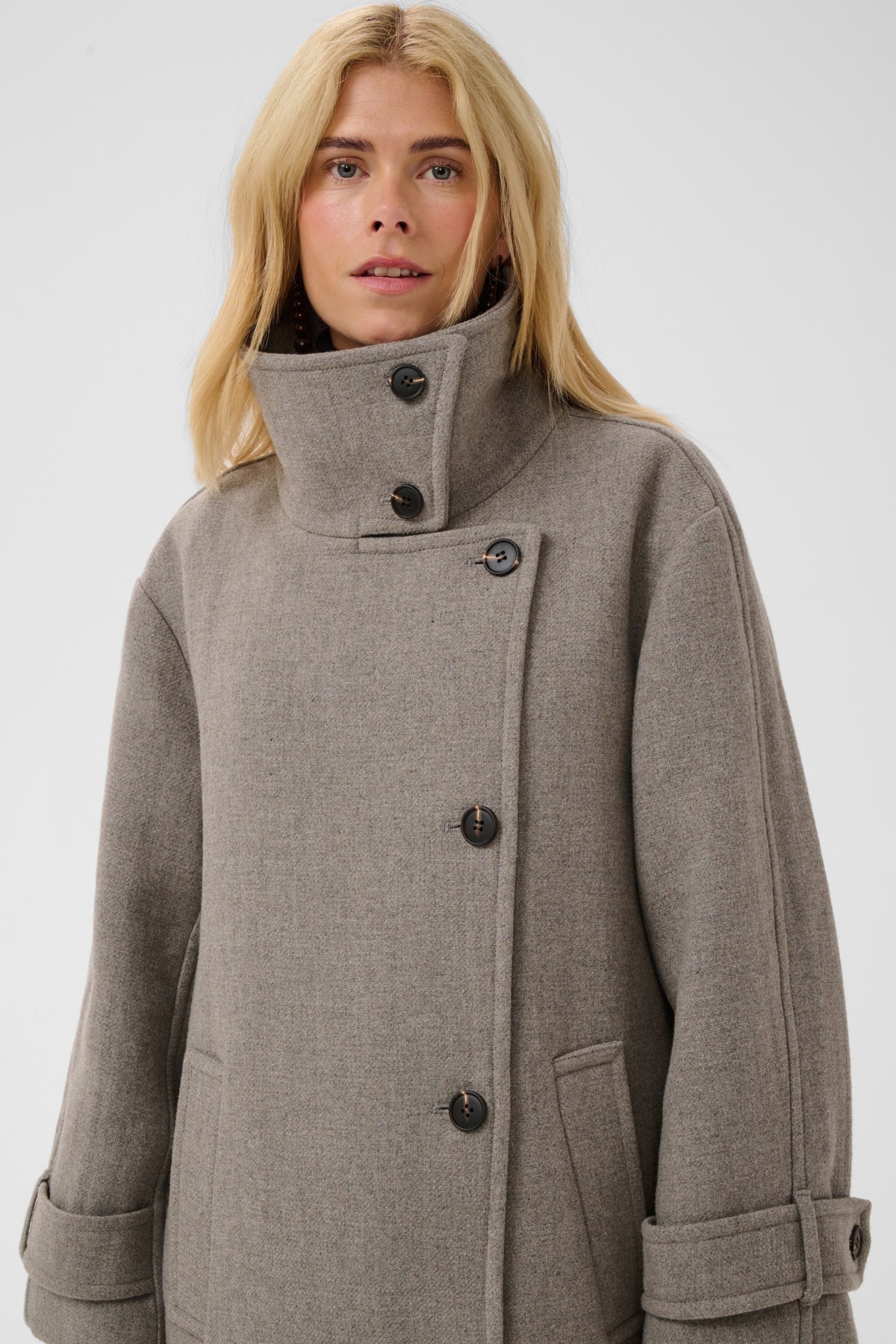 CULTURE CELICA COAT