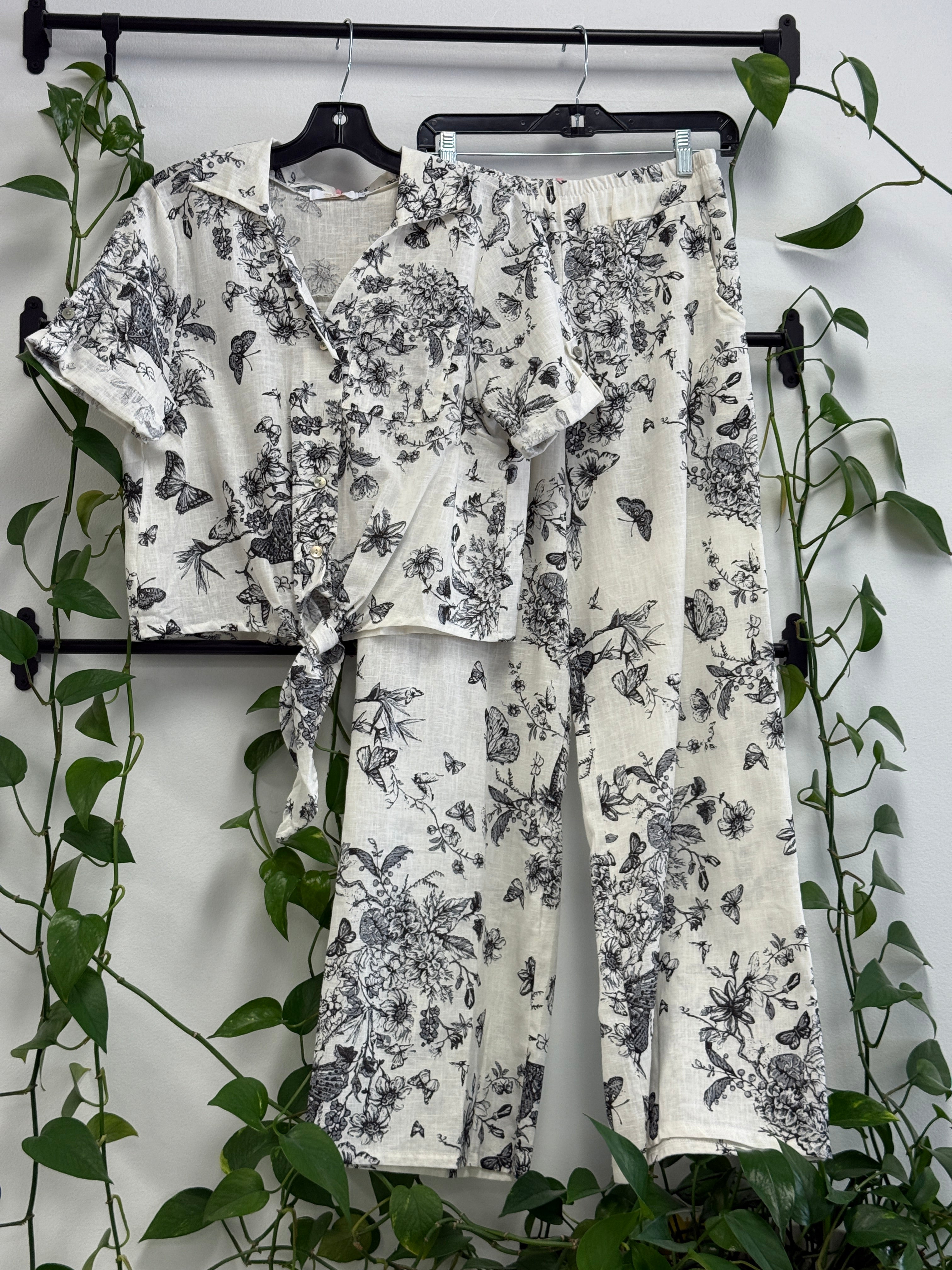 ME & GEE PULL ON BUTTERFLY PRINT PANT