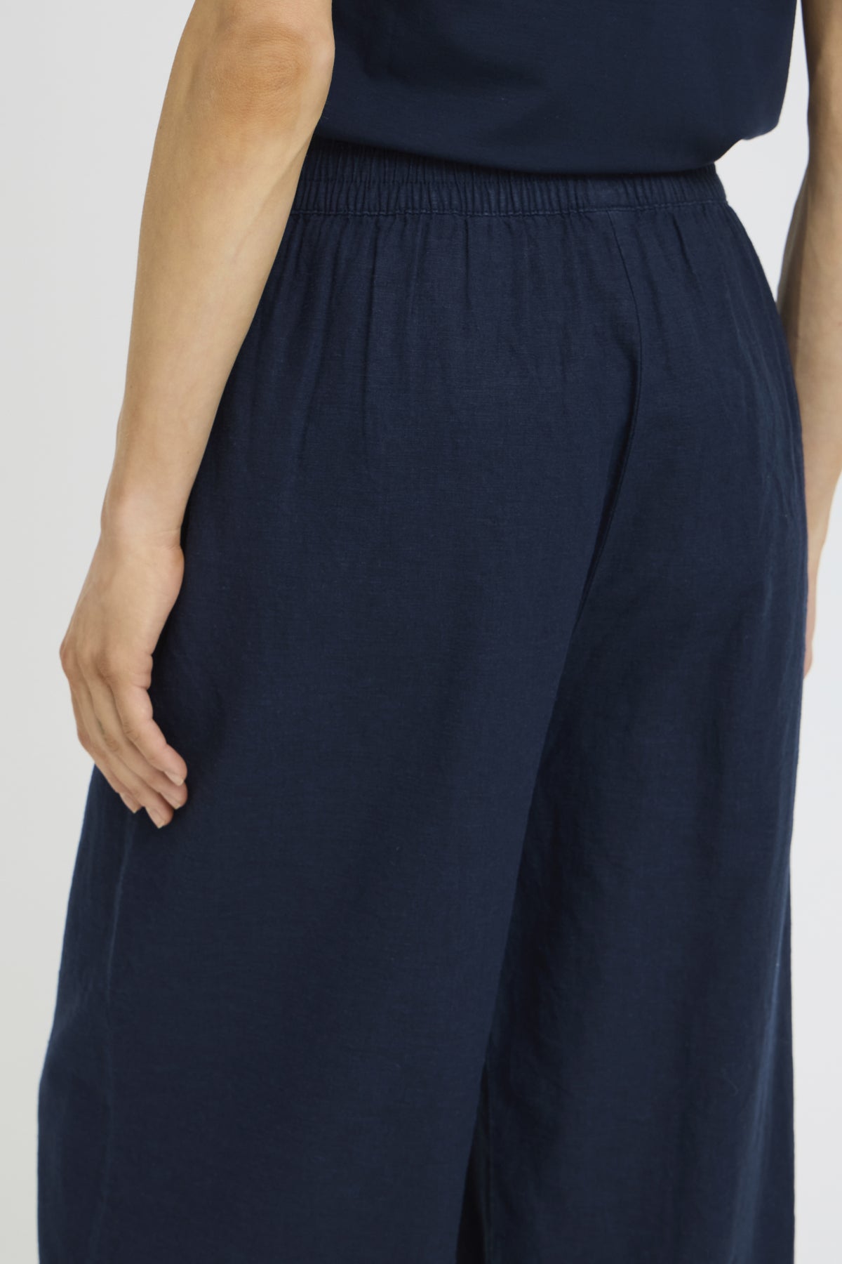 B YOUNG BYFALAKKA CROP PANTS