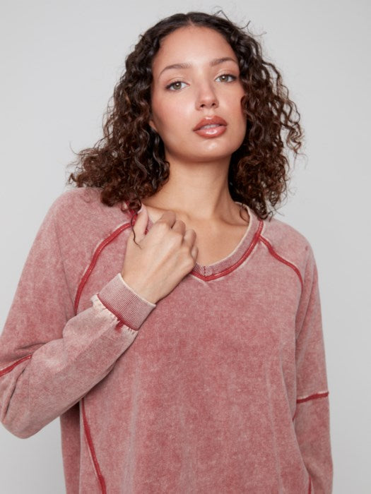 CHARLI B COLD DYE FRENCH TERRY V NECK RAGLAN SLEEVE TOP