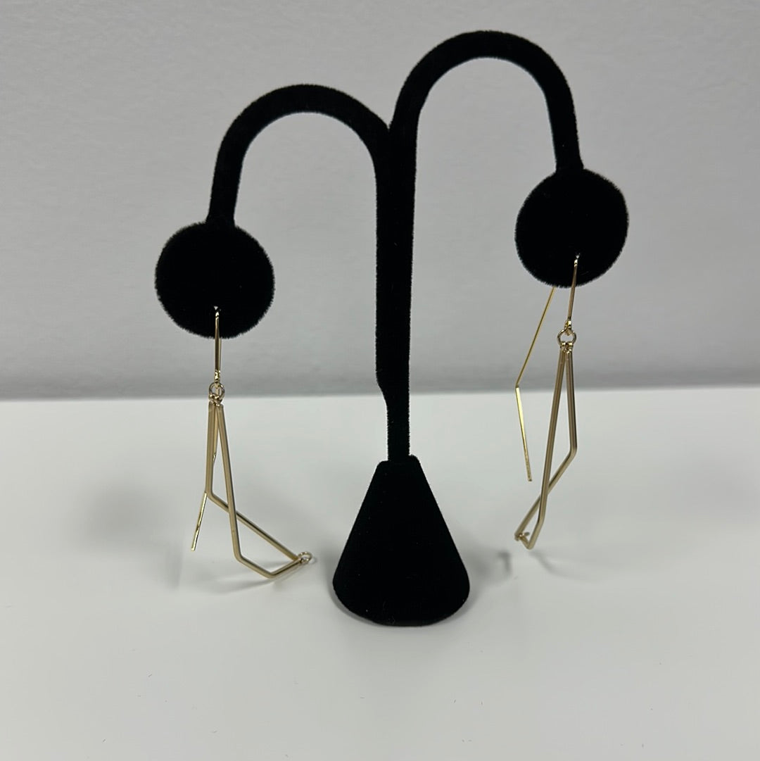 PURSUIT LEVI HOOK EARRINGS