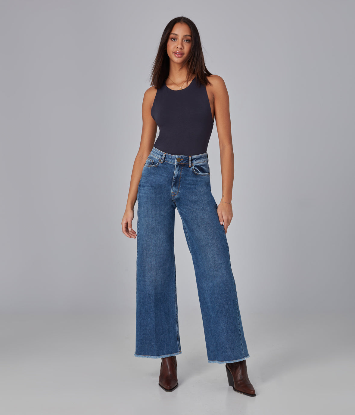 LOLA JEANS MILAN HIGH RISE WIDE LEG JEAN 31 INSEAM