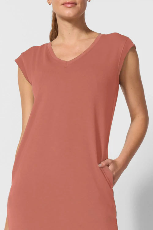 MPG SERENE SLEEVELESS MAXI DRESS