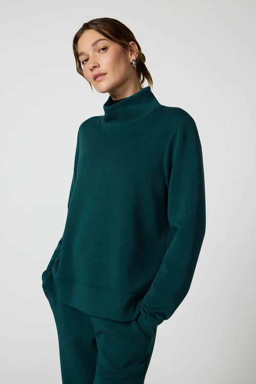MPG DREAMWEAVE MOCK NECK PULLOVER