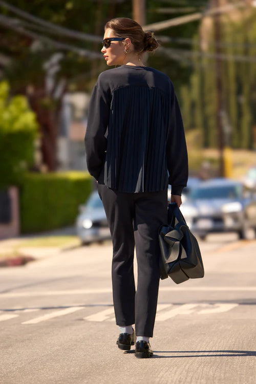 MPG DREAMWEAVE PLEATED CREW