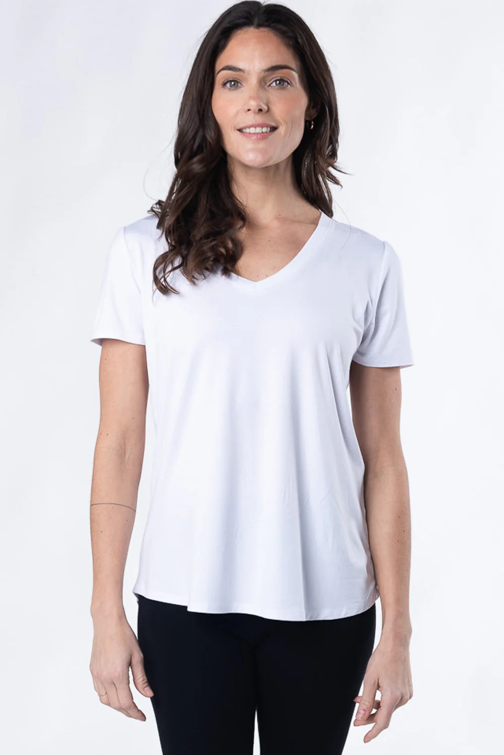 TERRERA RYLIE V NECK TEE