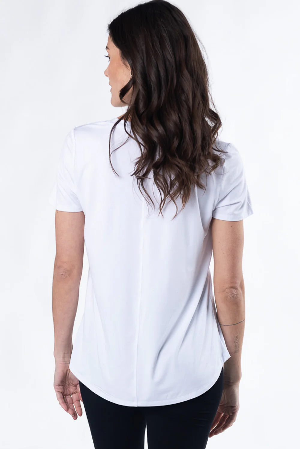 TERRERA RYLIE V NECK TEE