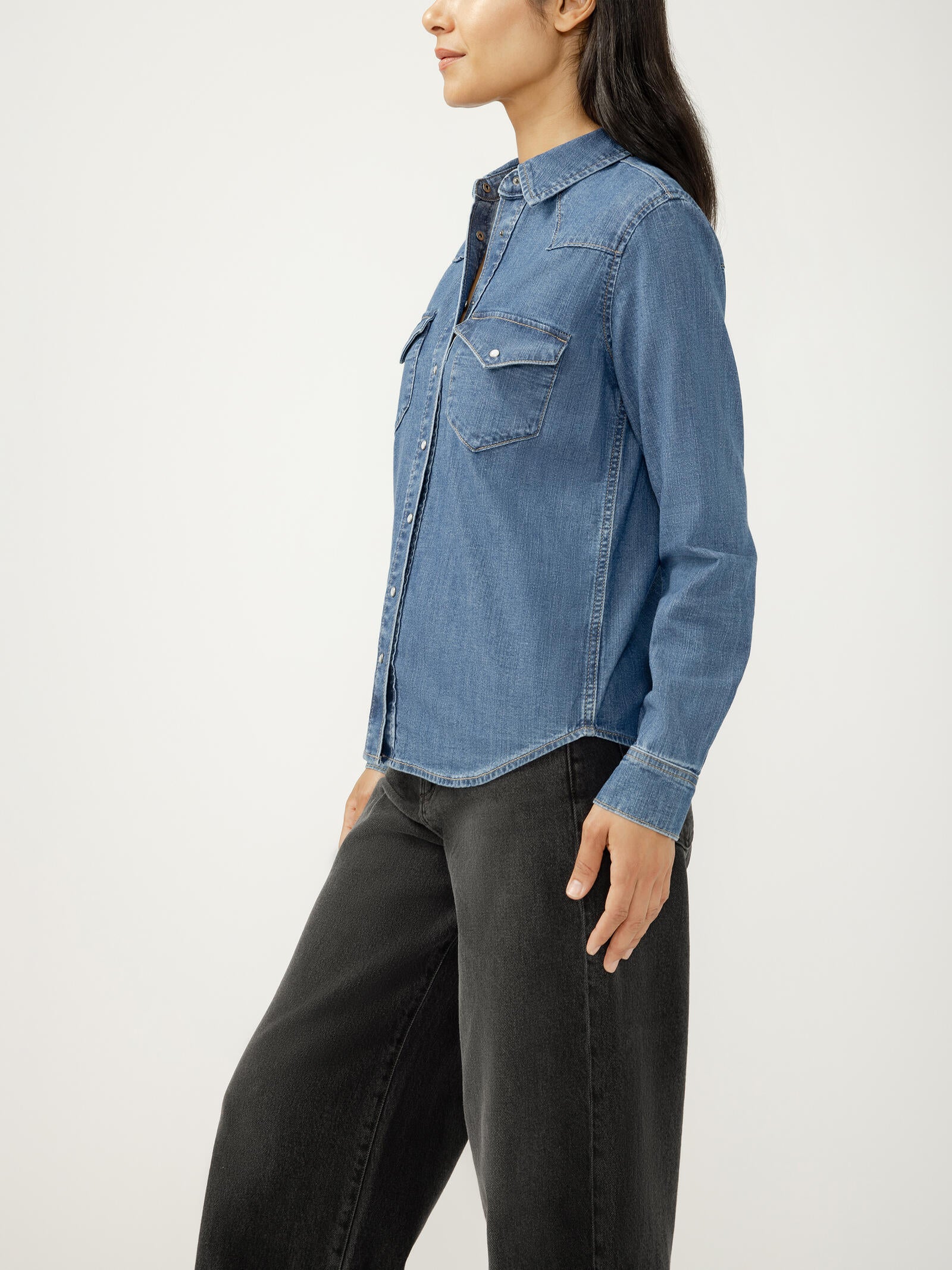 SILVER JEANS WESTERN DENIM SHIRT
