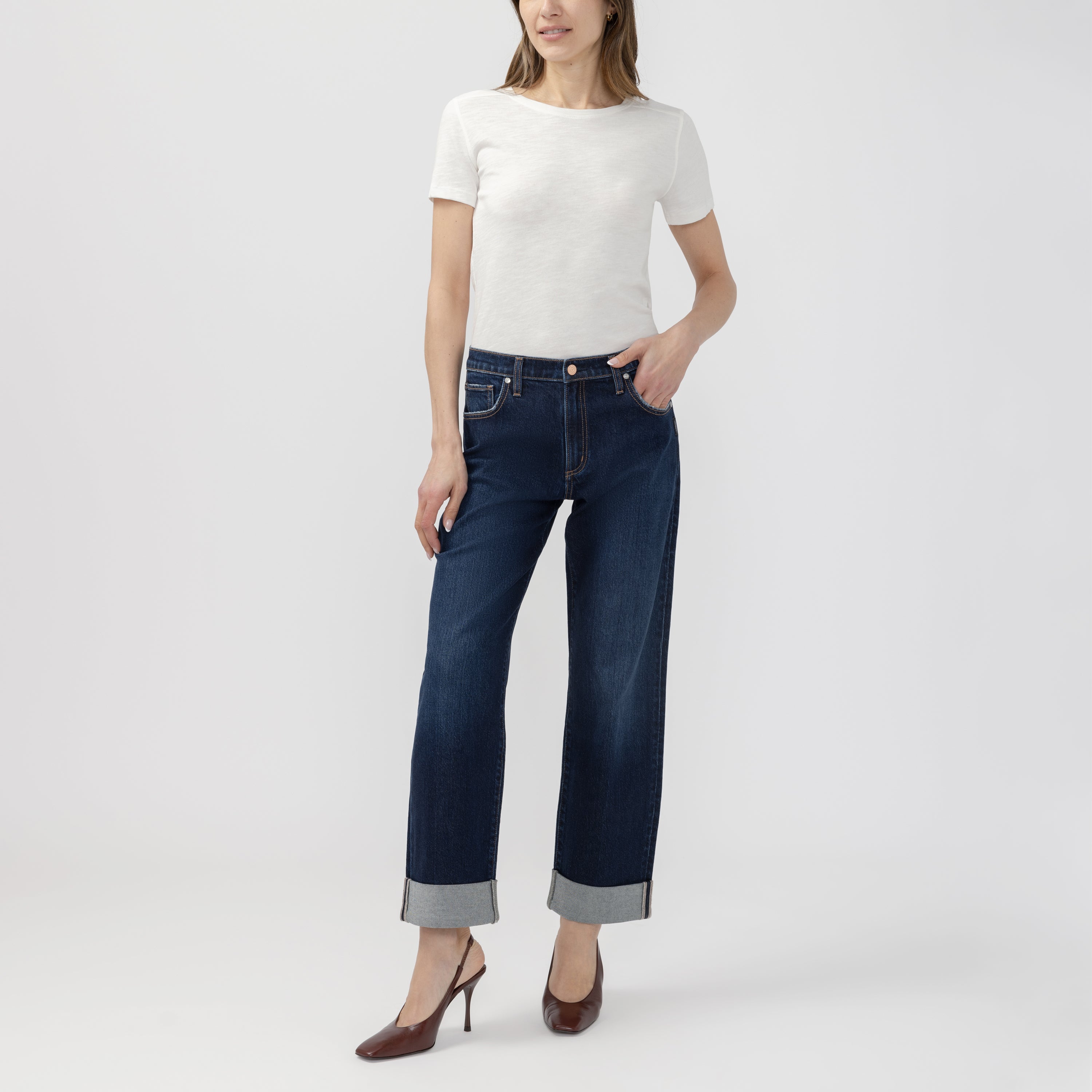 SILVER JEANS WILLOW RELAXED STRAIGHT LEG JEAN