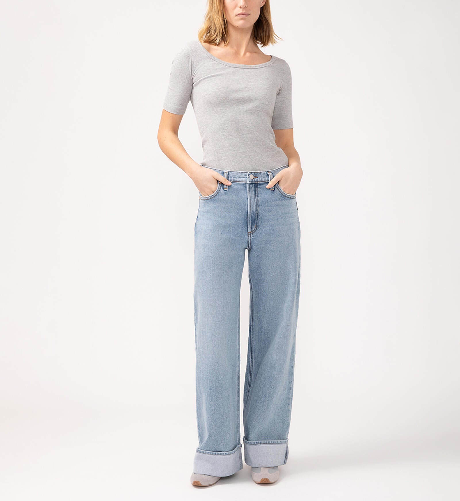 SILVER JEANS HIGHLY DESIRABLE WIDE LEG JEAN