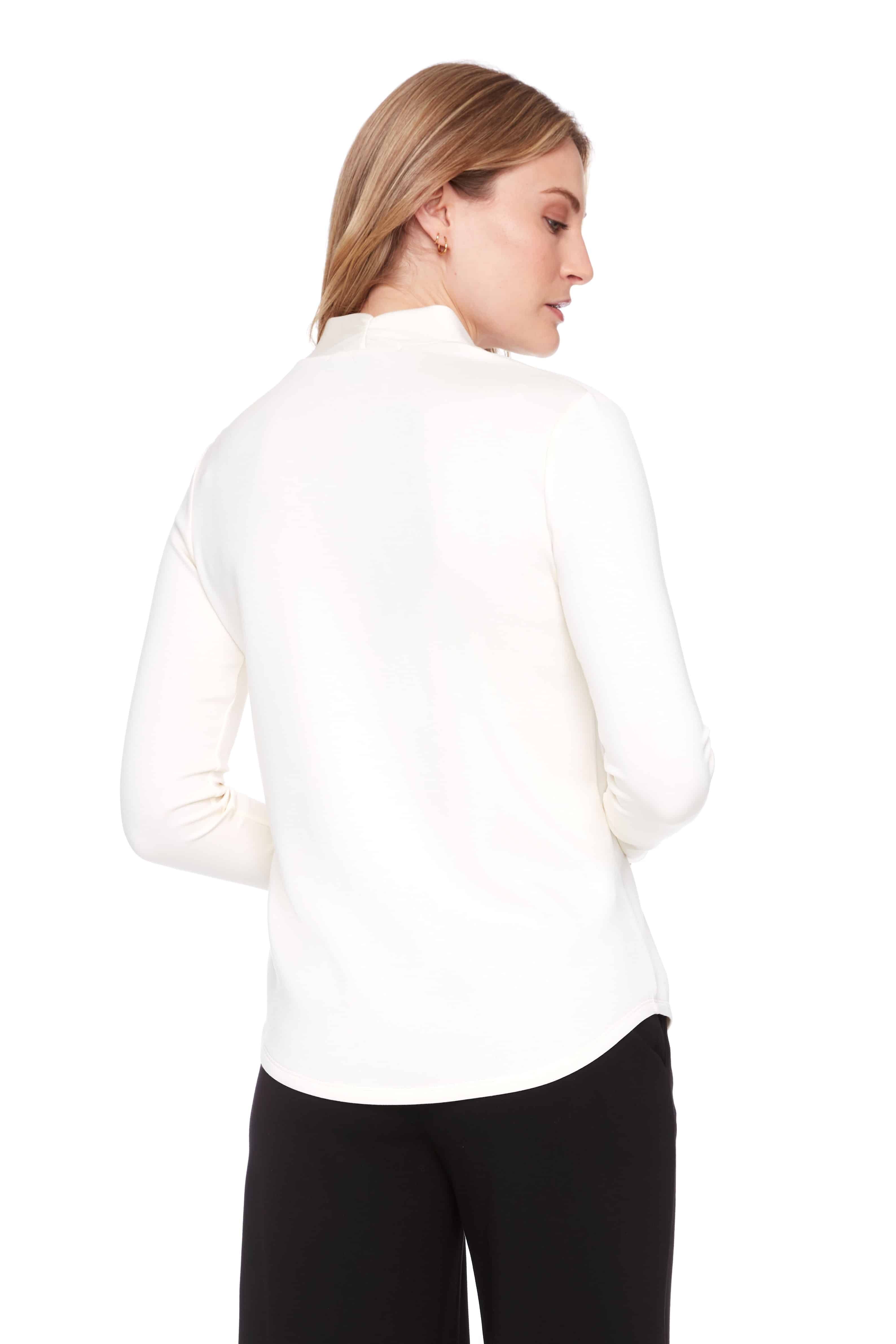 UP BUTTER LONG SLEEVE V NECK TOP