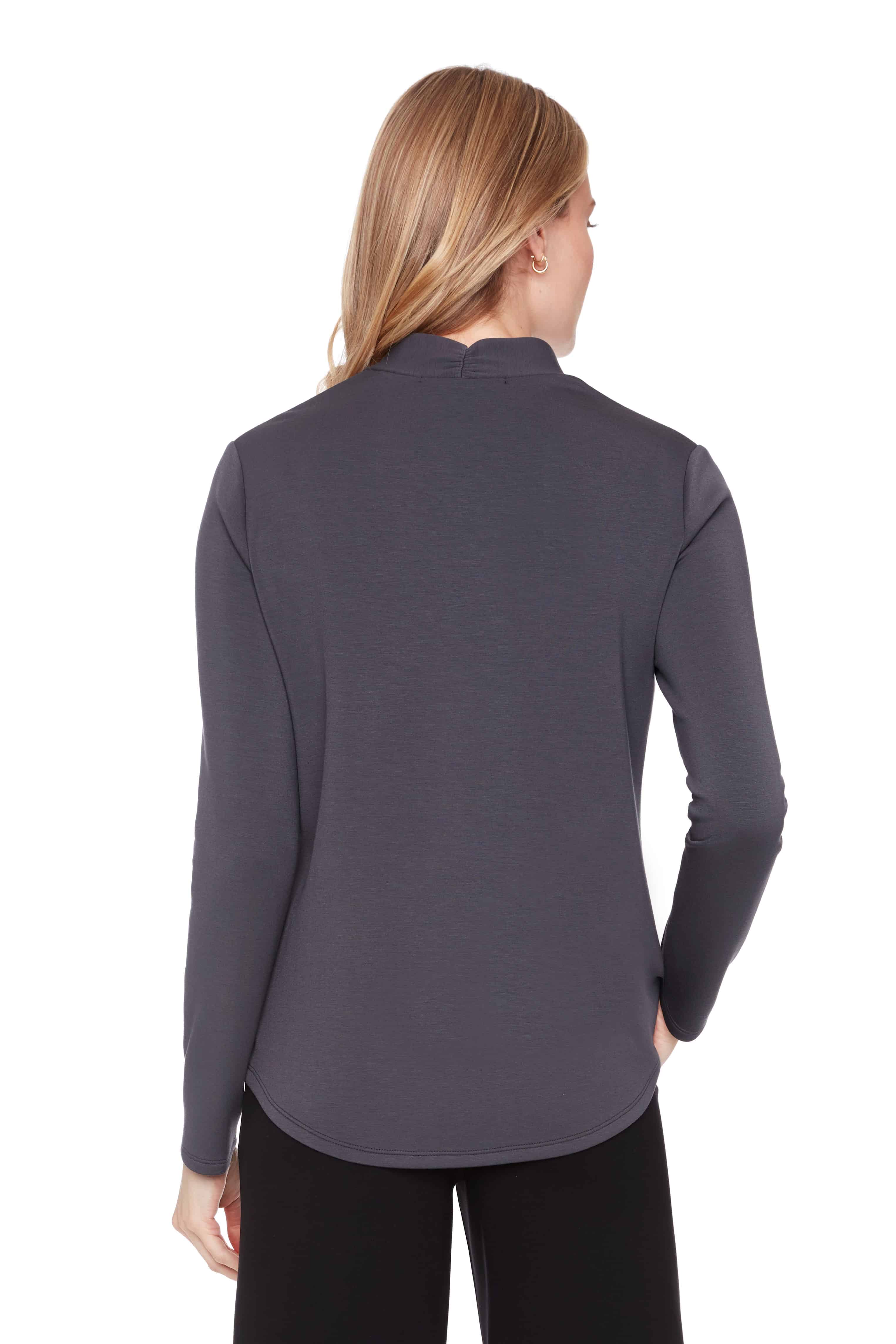 UP BUTTER LONG SLEEVE V NECK TOP