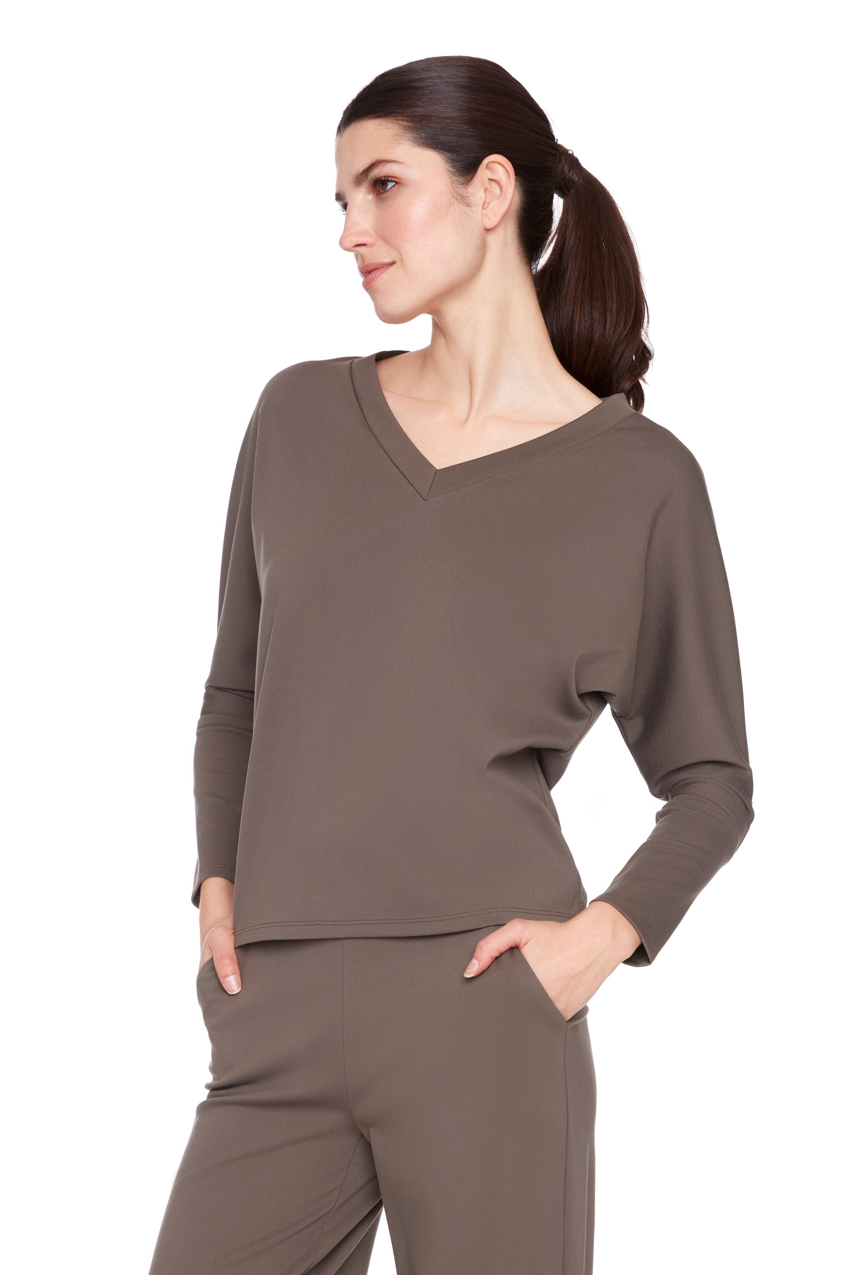 UP V NECK LIGHT PONTE TOP