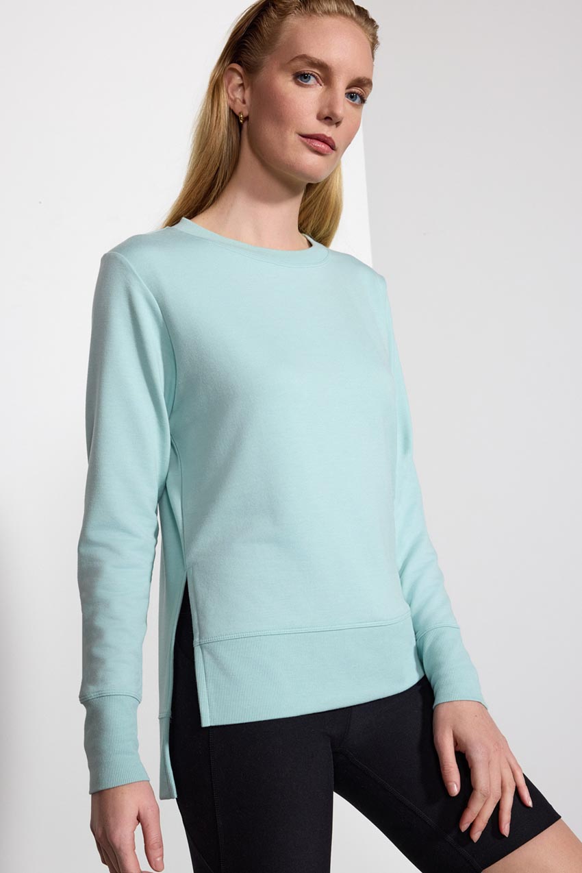 MPG SERENE SIDE SLIT PULLOVER